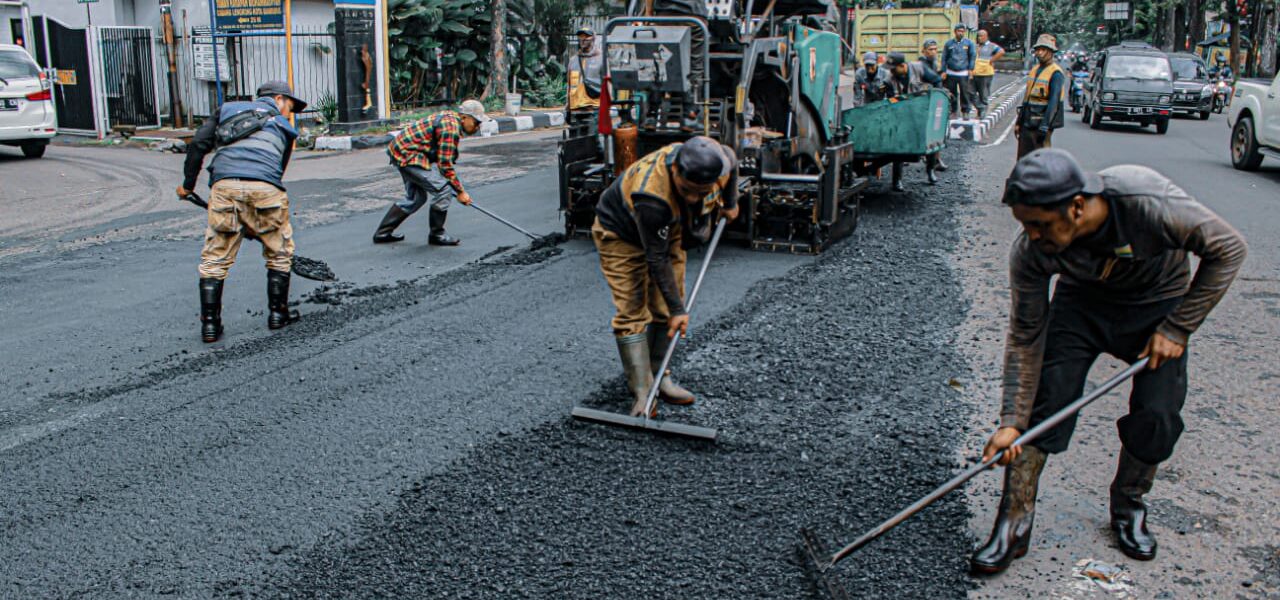 perbaikan infrastruktur